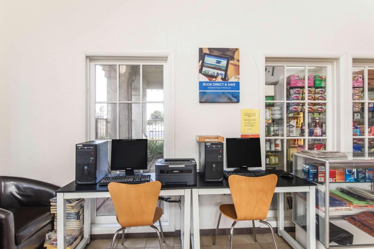 Motel 6 Hemet Luaran gambar