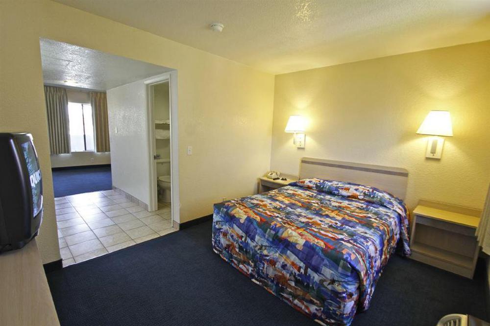 Motel 6 Hemet Bilik gambar