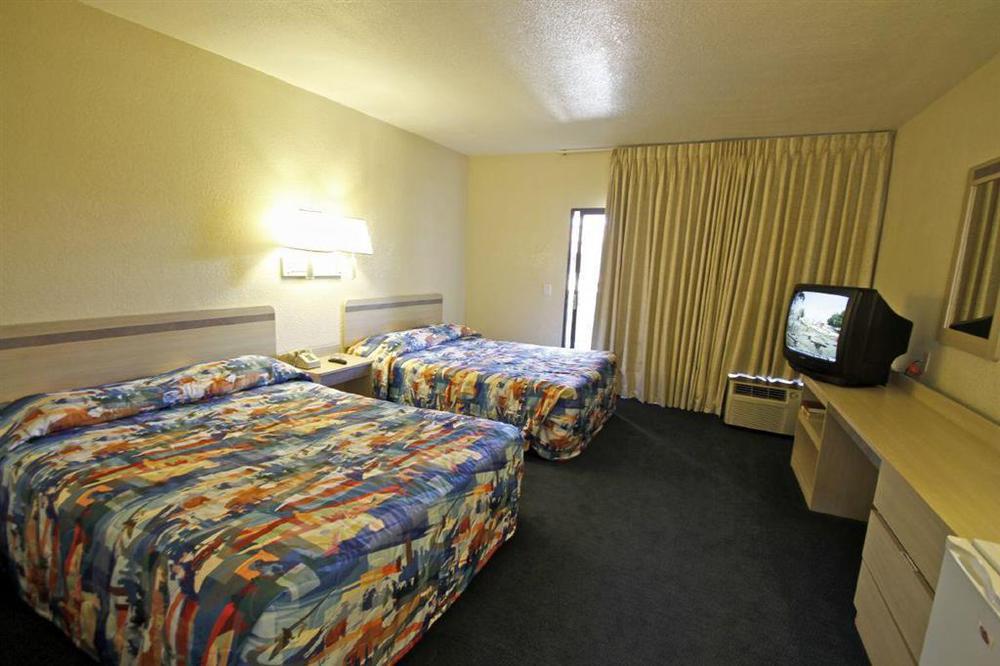 Motel 6 Hemet Bilik gambar