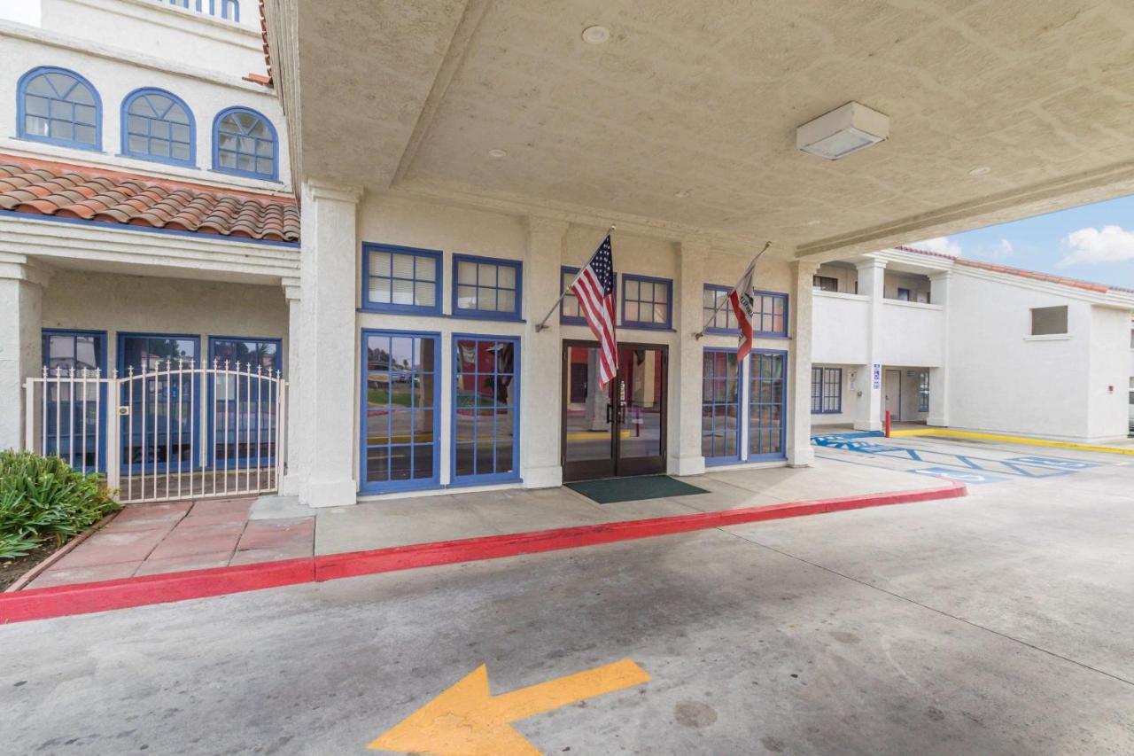 Motel 6 Hemet Luaran gambar
